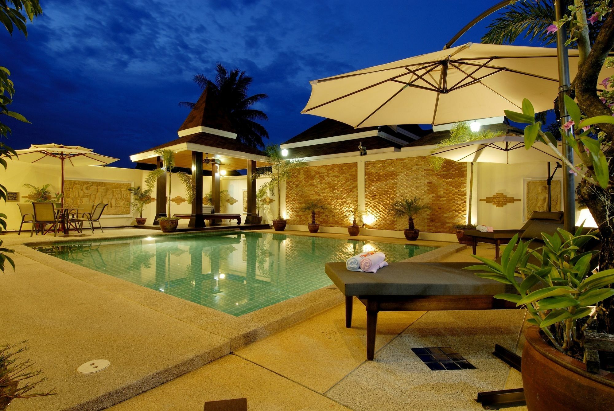 The Iris Pool Villa Rawai Zewnętrze zdjęcie
